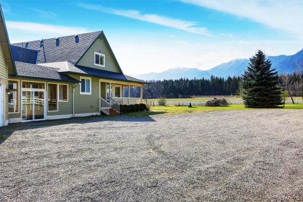 Gravel Driveway Laying